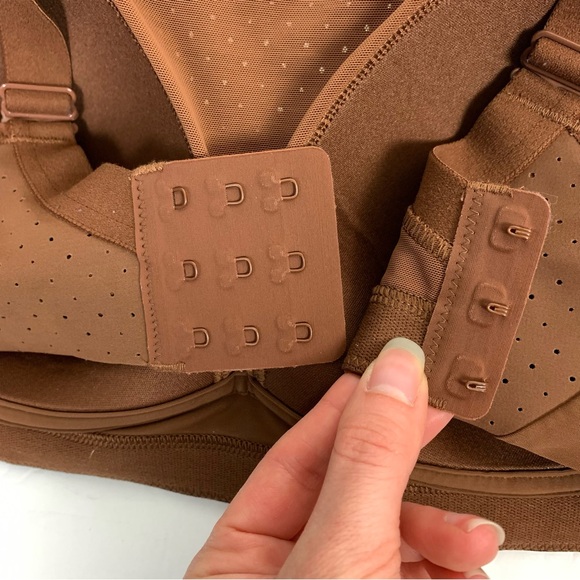 Lululemon Run Times Bra *High Support size 38D - Picture 6 of 13